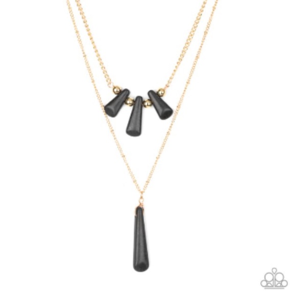 paparazzi Jewelry - Black Necklace & Earring Set